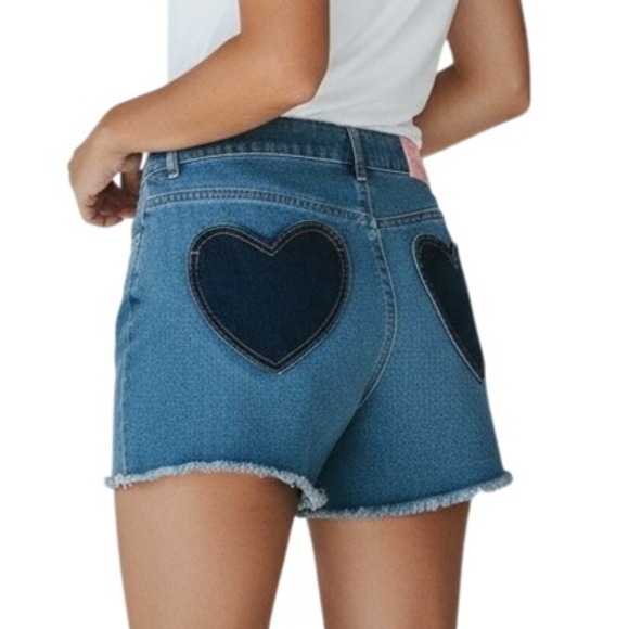 Paris Hilton Pants - Paris Hilton Heart Back Pockets Denim Mom Shorts NWT Size XL Light Wash Cutoff